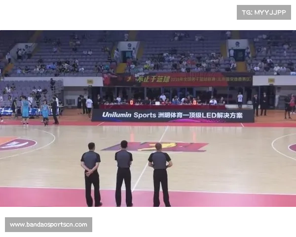 小球员追星梦想成真 NBL总决赛夏令营包场观摩训练成为传统